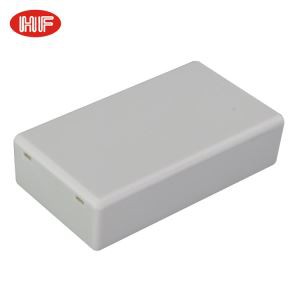 Kleines schwarzes Gehäuse für elektronische Leiterplatten